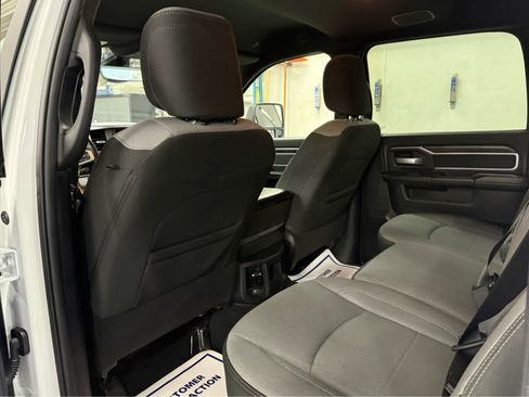 Used 2024 RAM 2500 Big Horn w/ Bed Utility Group image 20