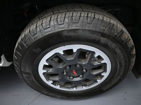 New 2025 Toyota 4Runner TRD Off-Road image 15