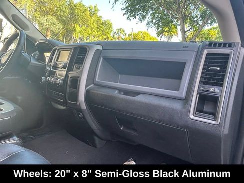 Used 2018 RAM 1500 Express RWD image 25