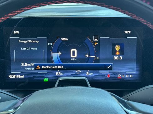 Used 2024 Chevrolet Equinox EV RS FWD image 36