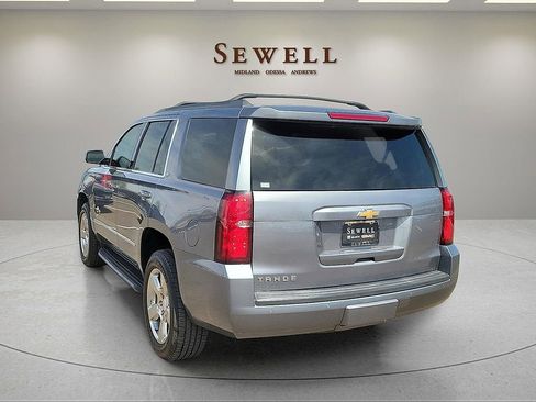 Used 2018 Chevrolet Tahoe LT image 3