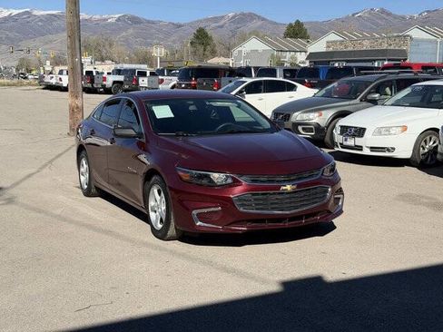 Used 2016 Chevrolet Malibu LS image 2