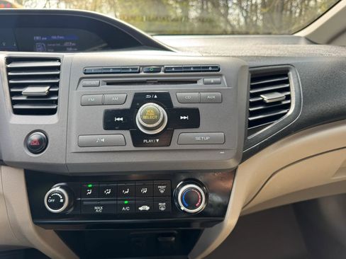 Used 2012 Honda Civic LX image 15
