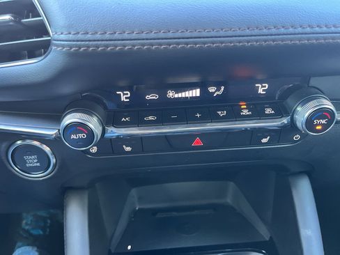 Certified 2025 MAZDA MAZDA3 Hatchback w/Premium Plus Pkg image 15