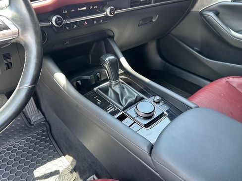 Used 2021 MAZDA MAZDA3 s FWD image 22