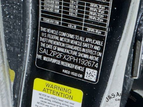 Used 2023 Land Rover Range Rover Evoque SE image 40