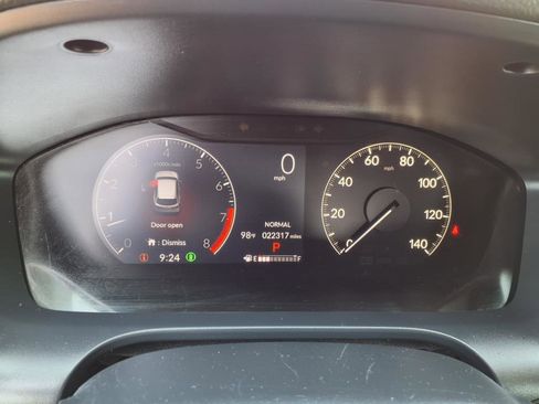Used 2023 Honda HR-V LX image 16