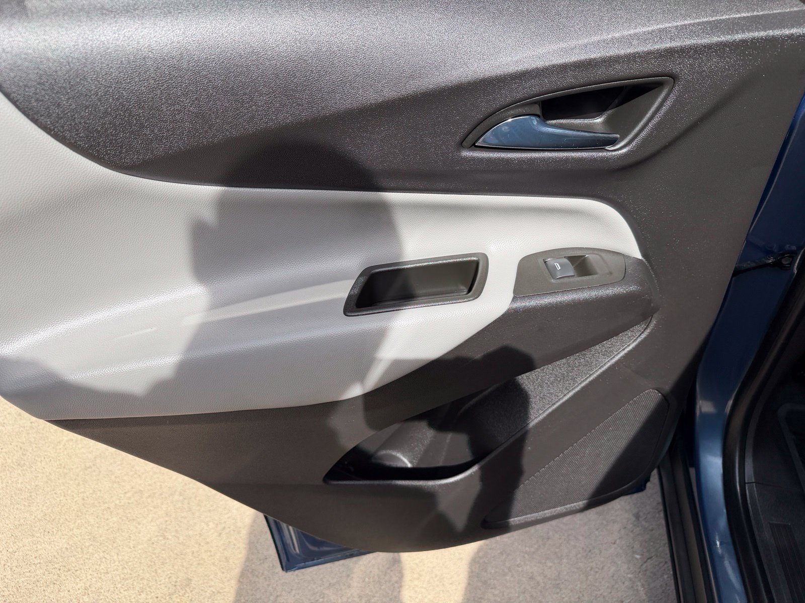 Used 2024 Chevrolet Equinox LS w/ LS Convenience Package FWD image 23