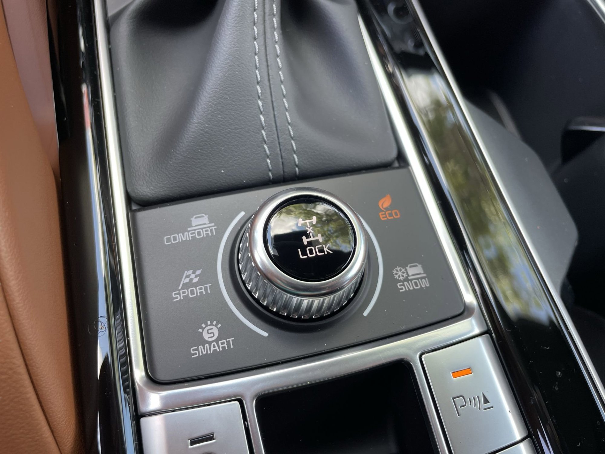 Used 2025 Kia Telluride SX X-Line AWD/4WD image 27