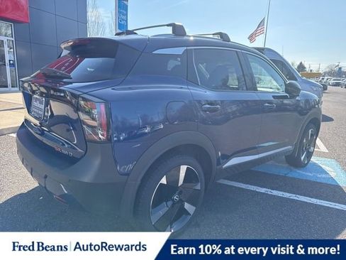 New 2026 Nissan Kicks SR w/ Cold Weather Package AWD/4WD image 10