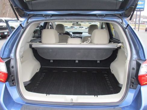 Used 2015 Subaru Crosstrek 2.0i Premium image 12