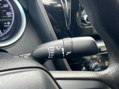 Used 2022 Toyota Camry LE image 18