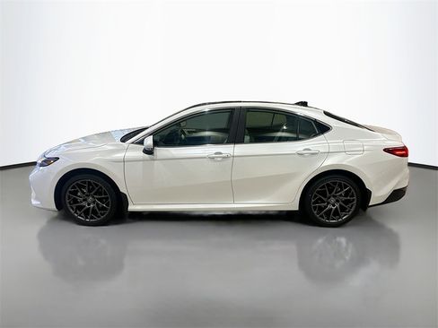 New 2026 Toyota Camry XLE image 4