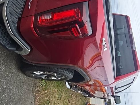 Certified 2024 GMC Sierra 1500 SLT w/ SLT Convenience Package image 6