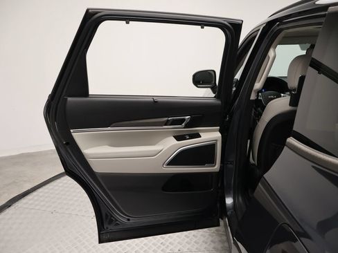 Used 2022 Kia Telluride EX w/ EX Premium Package AWD/4WD image 21