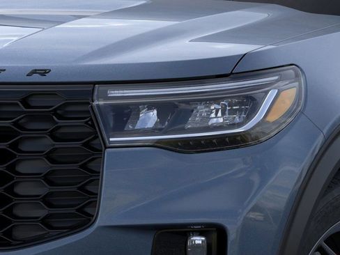 Used 2025 Ford Explorer ST-Line w/ Premium Package RWD image 18