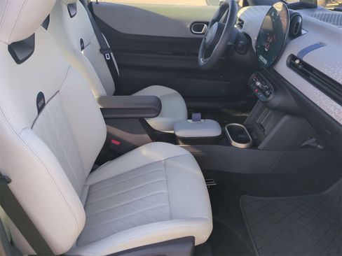 Used 2025 MINI Cooper S image 11