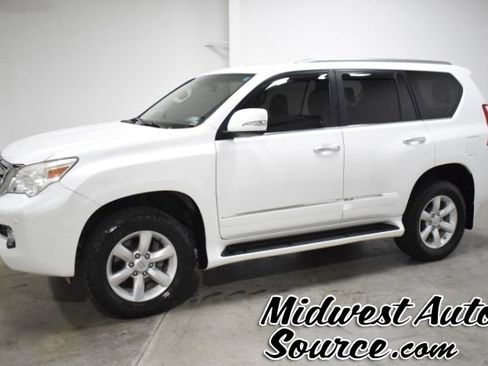 Used 2013 Lexus GX 460 w/ Comfort Plus Pkg AWD/4WD image 2