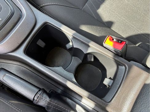 Used 2017 Ford Focus SEL image 26