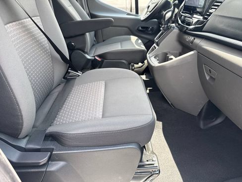 Used 2024 Ford Transit 350 XLT RWD image 13