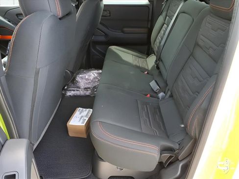 New 2026 Nissan Frontier PRO-4X w/ Pro-4x Convenience Package image 8