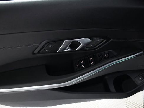 Used 2025 BMW M3 w/ Executive Package image 16