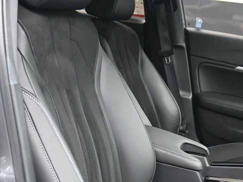 Used 2025 Acura Integra A-Spec image 8