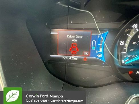 Used 2018 Ford Fusion Energi SE FWD image 12
