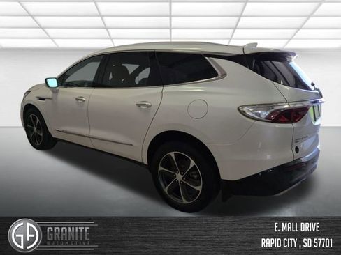 Used 2022 Buick Enclave Essence w/ Experience Buick Package AWD/4WD image 4