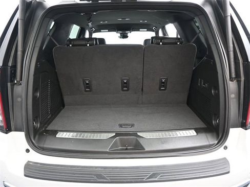 Used 2023 Chevrolet Tahoe High Country image 19