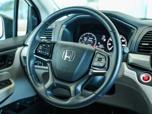 Used 2025 Honda Odyssey EX-L image 18
