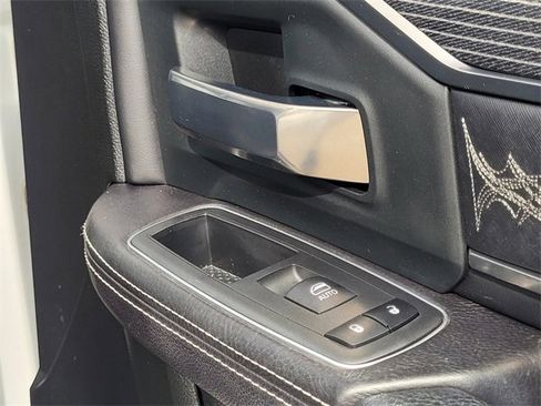 Used 2019 RAM 2500 Limited image 12