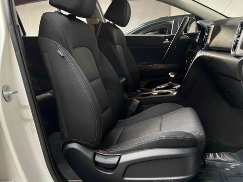 Used 2020 Kia Sportage LX FWD image 39