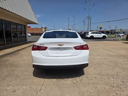 Used 2025 Chevrolet Malibu LT FWD image 7