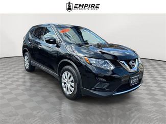 Used 2015 Nissan Rogue S image 1