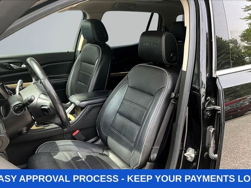 Used 2019 GMC Acadia Denali w/ Technology Package AWD/4WD image 27