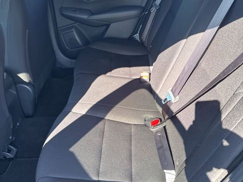 Used 2025 Nissan Sentra S image 11