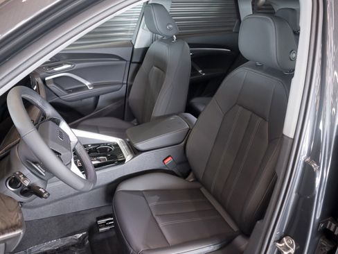 New 2026 Audi Q5 Premium Plus AWD/4WD image 8