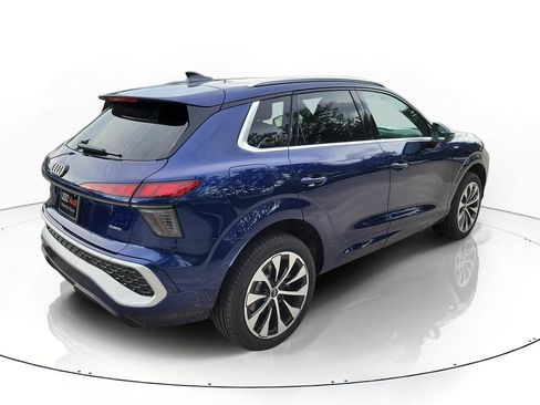 New 2026 Audi Q3 quattro 2.0T AWD/4WD image 4