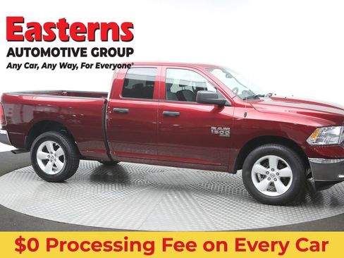 Used 2024 RAM 1500 Classic SLT AWD/4WD image 43