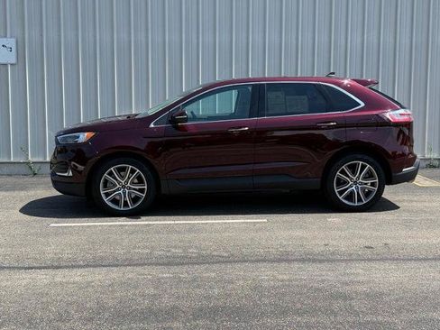 Certified 2024 Ford Edge Titanium w/ Equipment Group 301A AWD/4WD image 2