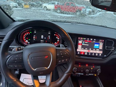 Used 2022 Dodge Durango GT image 2