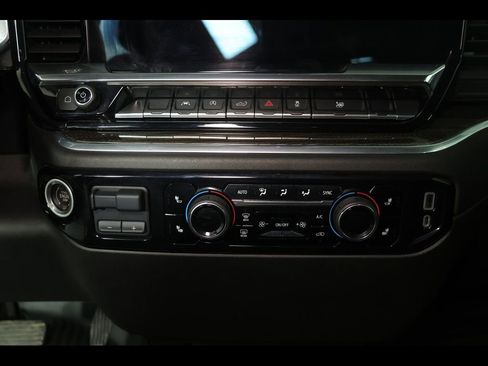 Used 2022 Chevrolet Silverado 1500 LT w/ All Star Edition Plus image 30