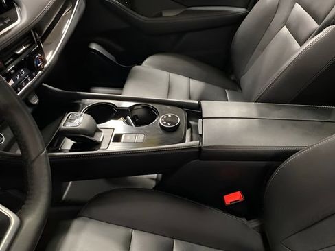 Certified 2023 Nissan Rogue SL w/ SL Premium Package AWD/4WD image 17