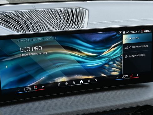 New 2026 BMW M440i Convertible image 31