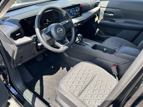 New 2026 Nissan Kicks SV w/ Cold Weather Package AWD/4WD image 14