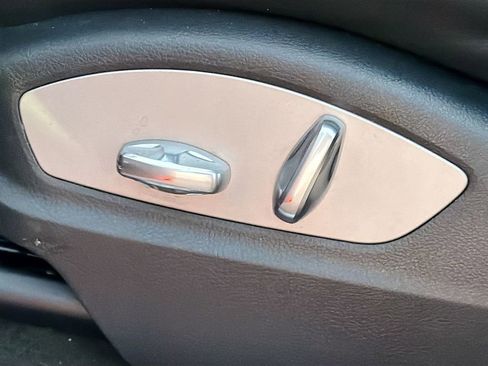 Used 2017 Porsche Macan GTS w/ Premium Package Plus image 24