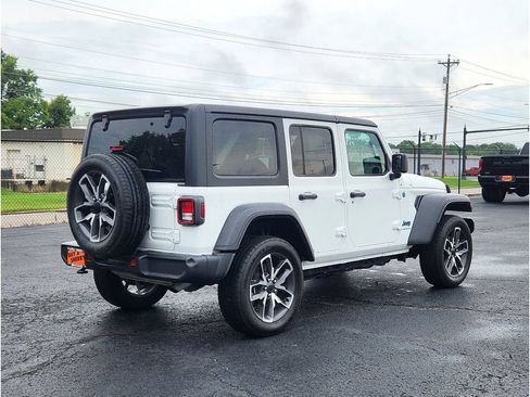 Used 2025 Jeep Wrangler Unlimited Sport S 4xe w/ Convenience Group AWD/4WD image 11