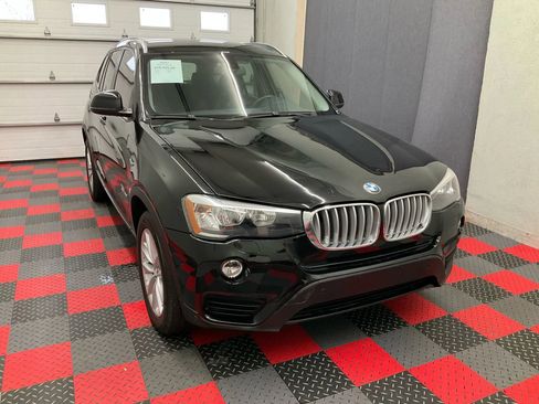 Used 2017 BMW X3 xDrive28i AWD/4WD image 2