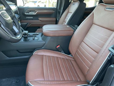 New 2026 GMC Sierra 1500 Denali Ultimate image 13